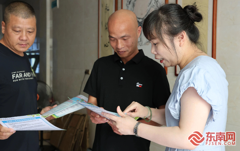 福鼎人社以作风建设实效赋能民生 “升级”澳门新葡京app从零工市场到社保规划:(图2) 福鼎人社以作风建设实效赋能民生 “升级”澳门新葡京app从零工市场到社保规划:(图2)